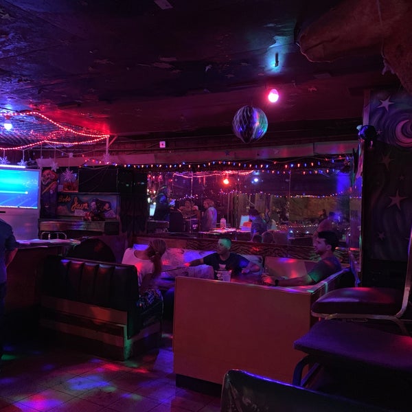 Bob's Java Jive South 3230 S Ferry St.