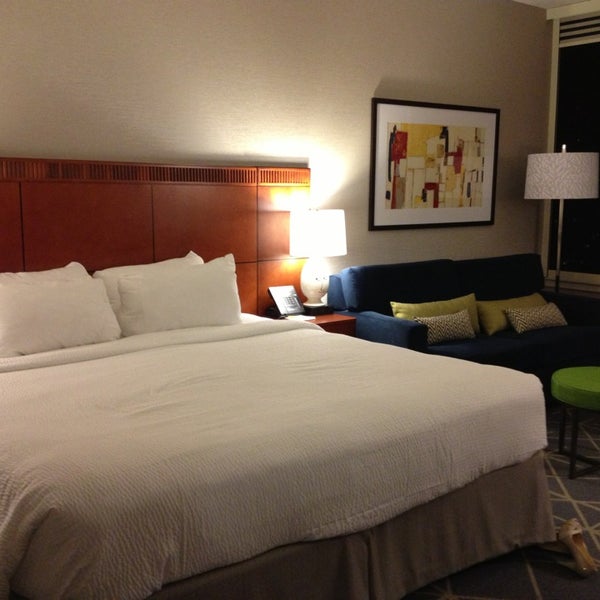 Photo taken at Courtyard by Marriott New York Manhattan/Midtown East by MyAnh N. on 9/6/2013