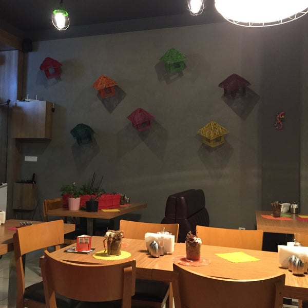 7/14/2016에 Ebruli님이 Kune Petro Café에서 찍은 사진