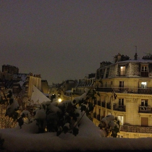 Das Foto wurde bei Hôtel Minerve Paris von Julieta R. am 1/19/2013 aufgenommen