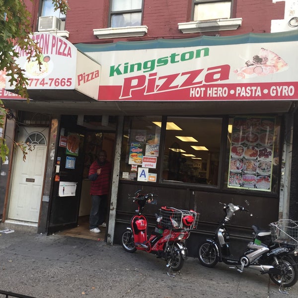 Kingston Pizza Pizzeria in Brooklyn