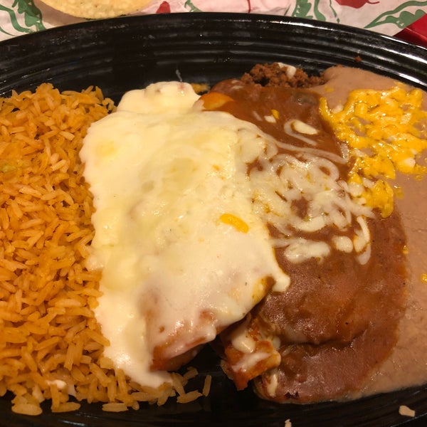 I got enchiladas, one chicken and one ground beef. Both excellent. I slightly favored the chicken. Service was excellent. had to wait 35 mins for a table but it was game night and our food came fast.