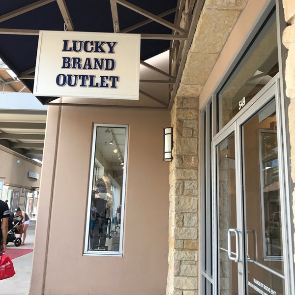 Lucky Brand - Clothing Store