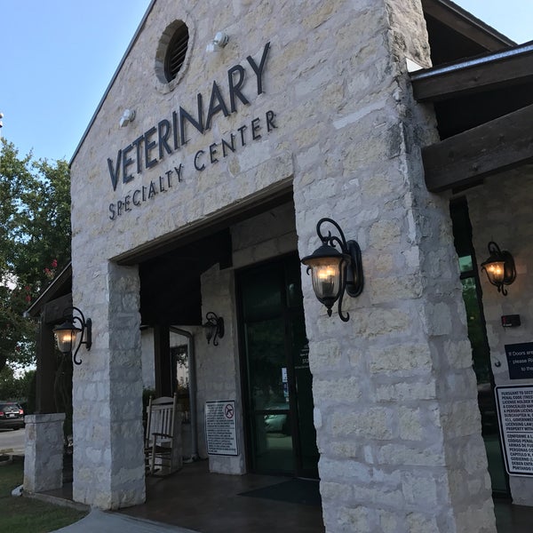 Photo taken at Heart of Texas Veterinary Specialty Center by Claire F. on 7/13/2017
