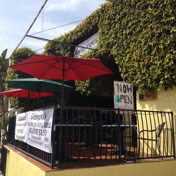 4/4/2014にMichael K. A.がGenoveva&#39;s Fine Mexican Food &amp; Grillで撮った写真