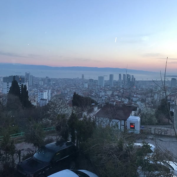 Das Foto wurde bei Subaşı Et &amp; Mangal Restaurant von Volkan E. am 3/18/2017 aufgenommen