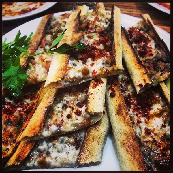 Erkonyalılar Etli Ekmek Kocaeli�de Pideci