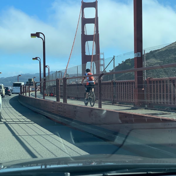 Снимок сделан в Golden Gate Bridge пользователем Carmen Noire S. 9/15/2019