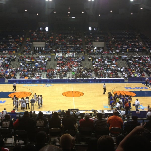 Photos at Mississippi Coliseum 4 tips