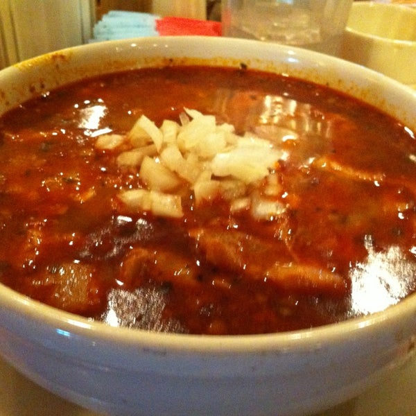 Das Foto wurde bei Los Barrios Mexican Restaurant von Alex T. am 1/1/2013 aufgenommen
