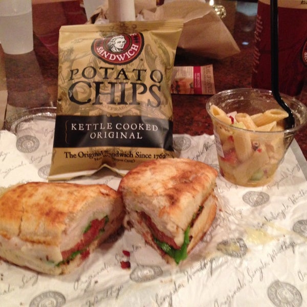 Fotos en Earl of Sandwich Lake Buena Vista, FL