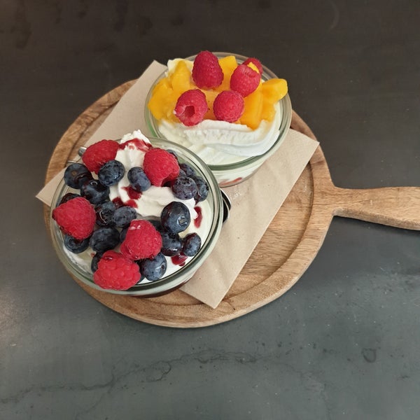 Yoghurt Barn Neude Janskerkhof en Domplein Utrecht, Utrecht