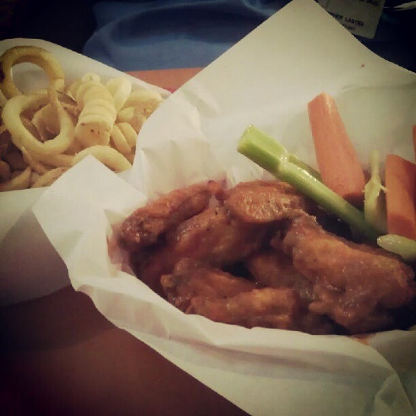 Photos at Hot Wings Cafe Old Pasadena 22 tips from 773 visitors