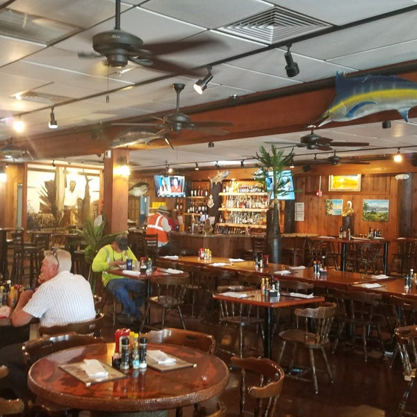 6/6/2018 tarihinde Randall B.ziyaretçi tarafından El Siboney Restaurant'de çekilen fotoğraf