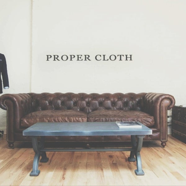 Foto tirada no(a) Proper Cloth por Chris C. em 7/12/2013