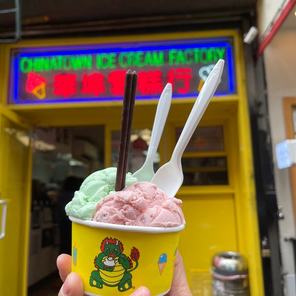 Photo taken at The Original Chinatown Ice Cream Factory by Joanna W. on 4/25/2021