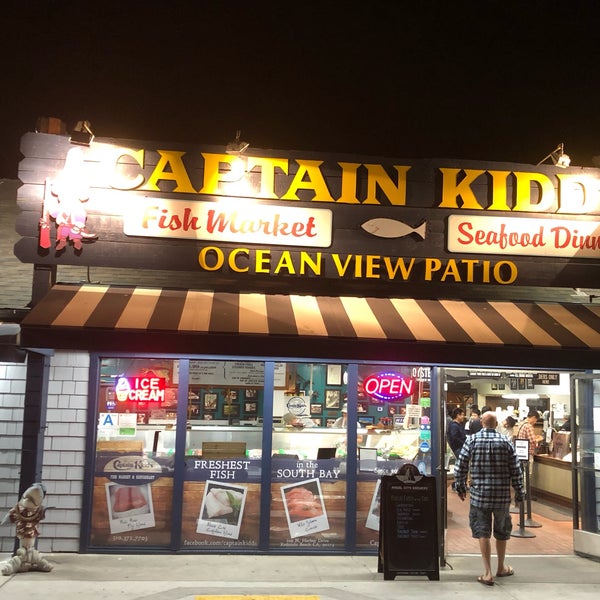 Photo taken at Captain Kidd&#39;s Fish Market &amp; Restaurant by Kazumasa K. on 11/11/2018