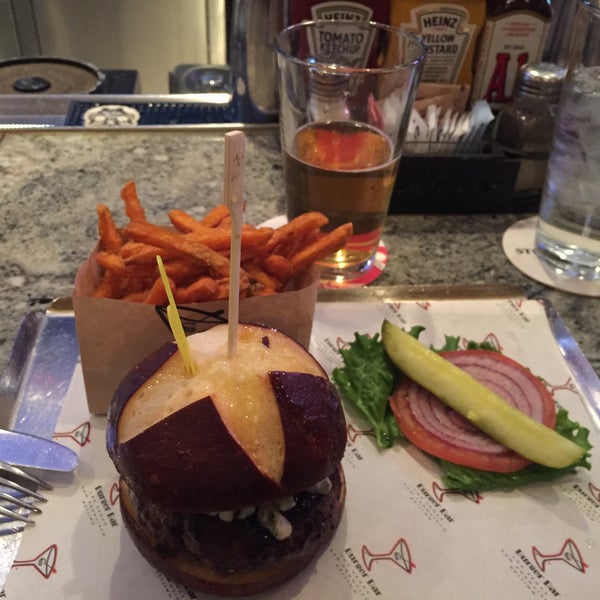 Foto scattata a Burger Bar da MiMan il 3/29/2019