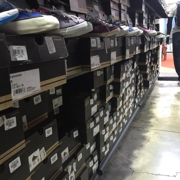Converse outlet toluca 2025