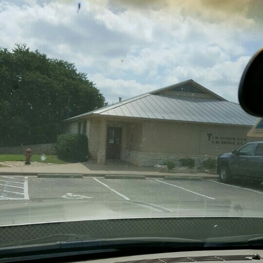 Belton Small Animal Clinic Veterinarian