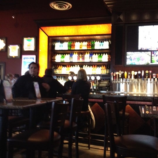 Photo taken at BJ&#39;s Restaurant &amp; Brewhouse by Elizabeth A. on 10/6/2012