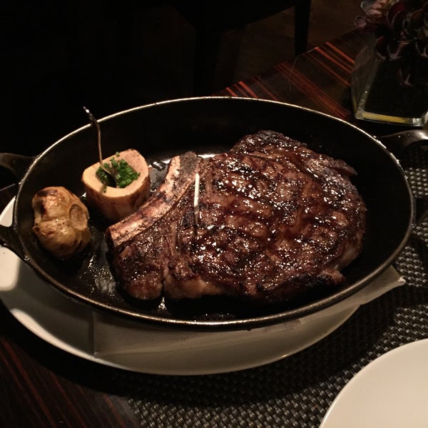 Foto tirada no(a) BLT Steak por Alfredo I. em 9/1/2017