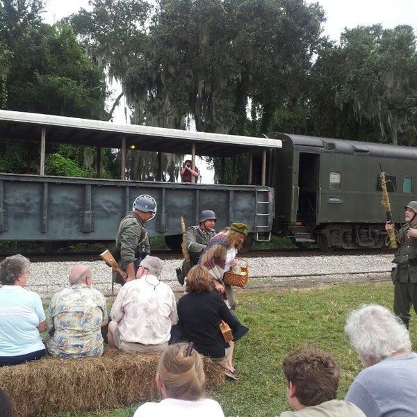 รูปภาพถ่ายที่ Florida Railroad Museum โดย John D. เมื่อ 11/16/2013