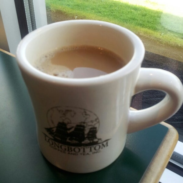 7/19/2013にJohn Wayne L.がLongbottom Coffee &amp; Teaで撮った写真