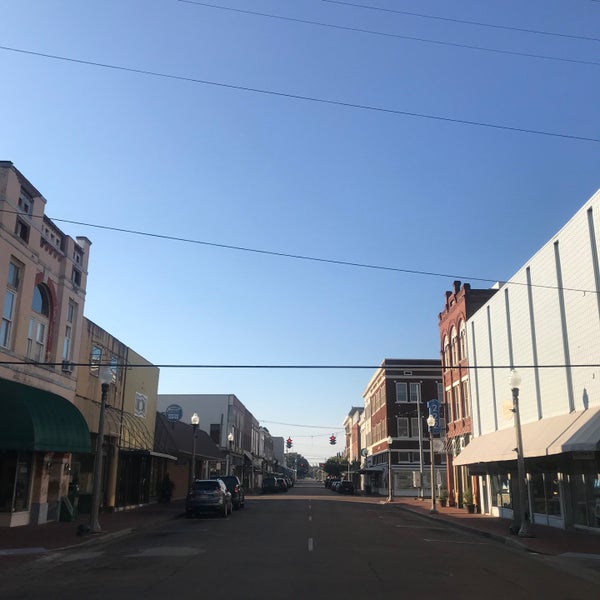 Greenwood MS 2 tips from 468 visitors