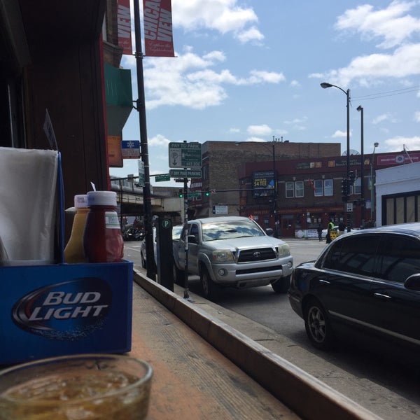 5/15/2016 tarihinde ariq d.ziyaretçi tarafından Beer On Clark'de çekilen fotoğraf