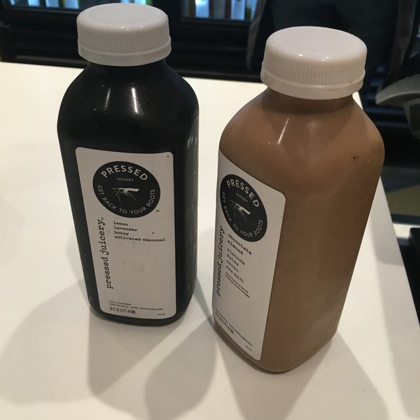Photo taken at Pressed Juicery by Harriet R. on 11/19/2015