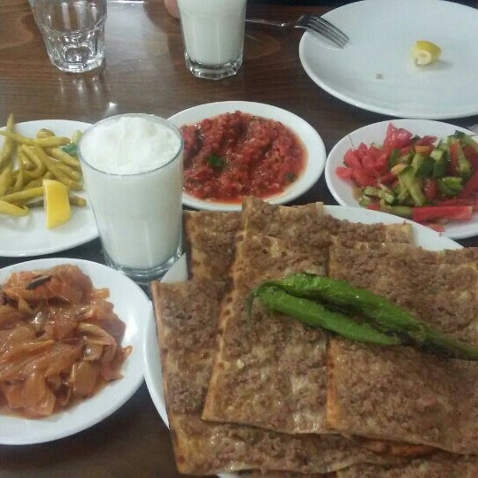 Ata Kebap ve Etli Ekmek Salonu 26929 ziyaretçidan 249 tavsiye