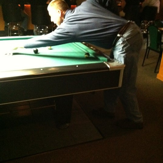 Hilltop social club - Pub