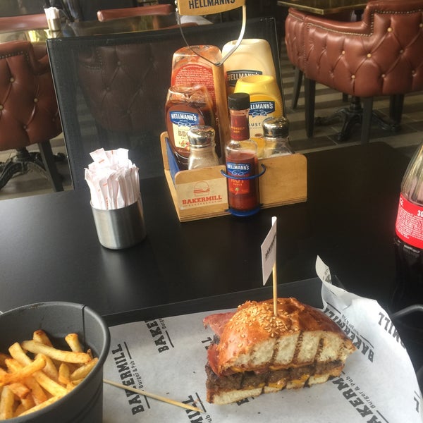 10/31/2019にatalay a.がBakermill Burger&amp;Cafeで撮った写真