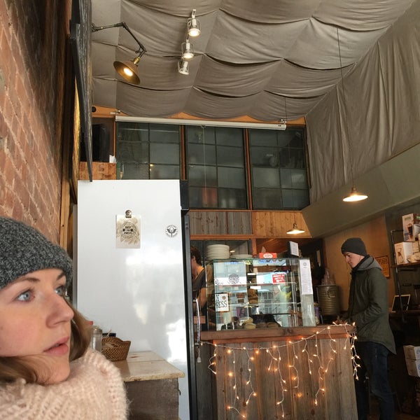 Photo taken at Daily Press Coffee by Kevin W. on 1/24/2016