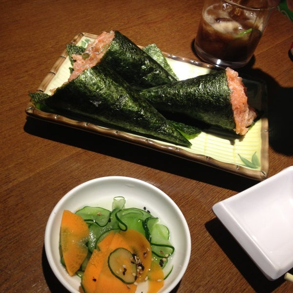 Photo taken at Asami Sushi by Aline F. on 8/10/2013