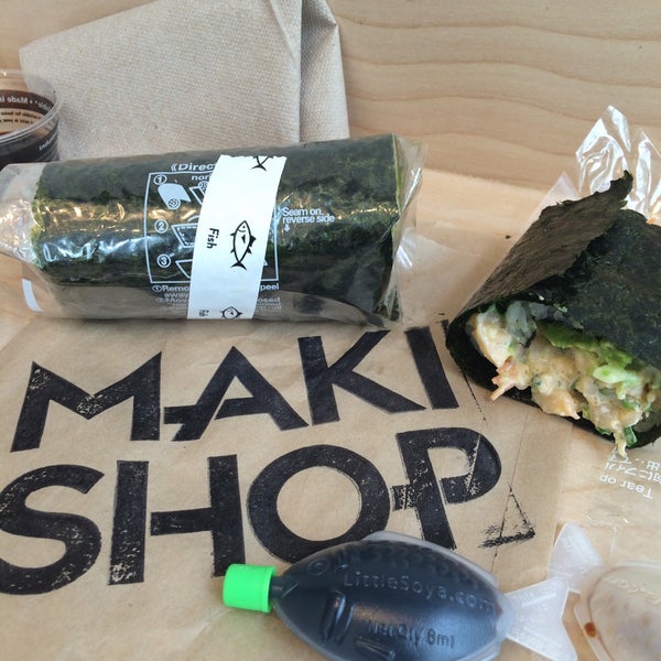 Foto tirada no(a) Maki Shop por Jee C. em 5/12/2015