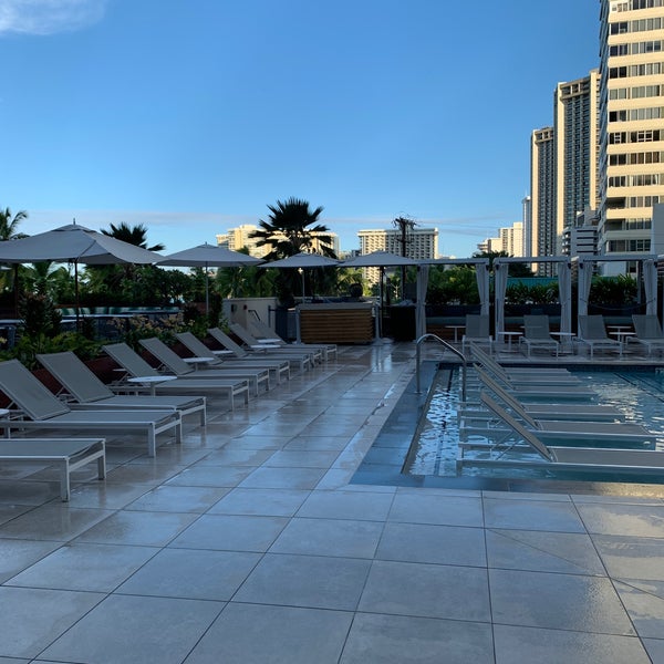 Foto tomada en Waikiki Beach Marriott Resort &amp; Spa  por Anthony L. el 11/18/2023