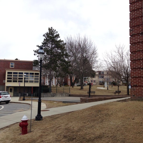 Foto scattata a Middlesex Community College da J B. il 4/2/2014