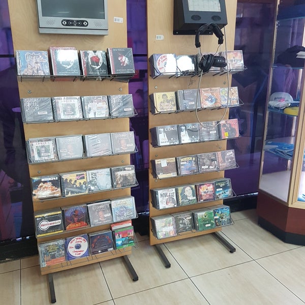 Библиотека фон. B1 books. Фон книги. Библиотека картинки. B1 books.