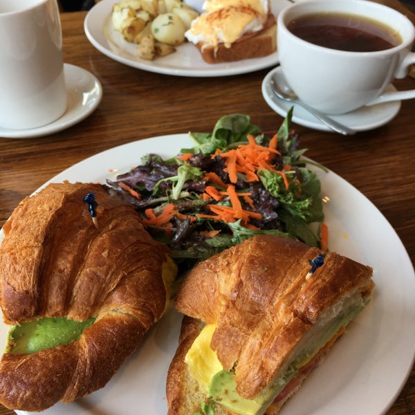 4/10/2017 tarihinde Dilek K.ziyaretçi tarafından Brioche Bakery &amp; Cafe'de çekilen fotoğraf