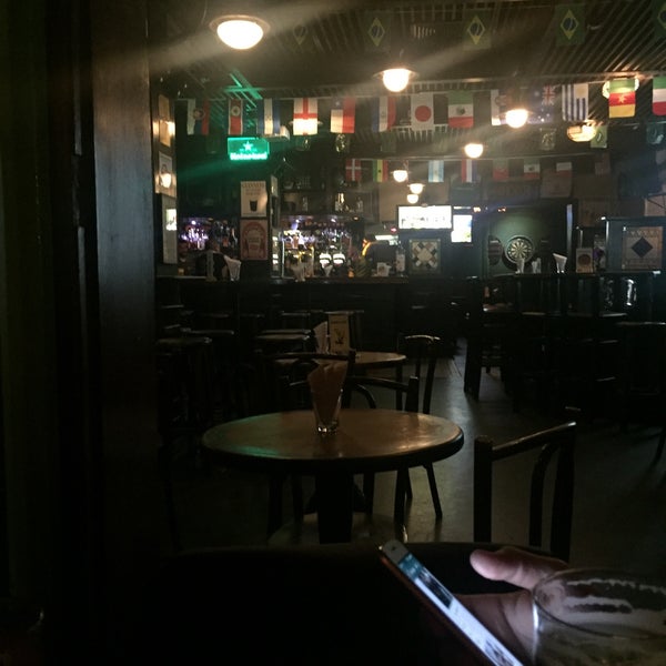 6/14/2018 tarihinde Andre M.ziyaretçi tarafından All Black Irish Pub'de çekilen fotoğraf