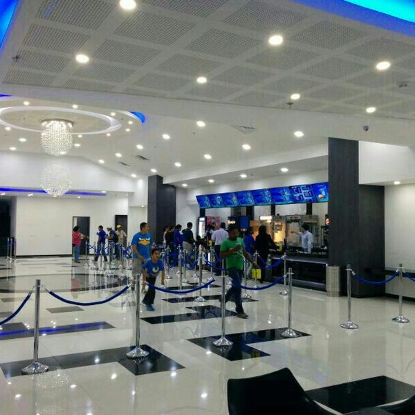 Аутлет кинотеатр. Аутлет кинотеатр. Аутлет кинотеатр. Xl торговый центр мытищи. Аутлет кинотеатр.