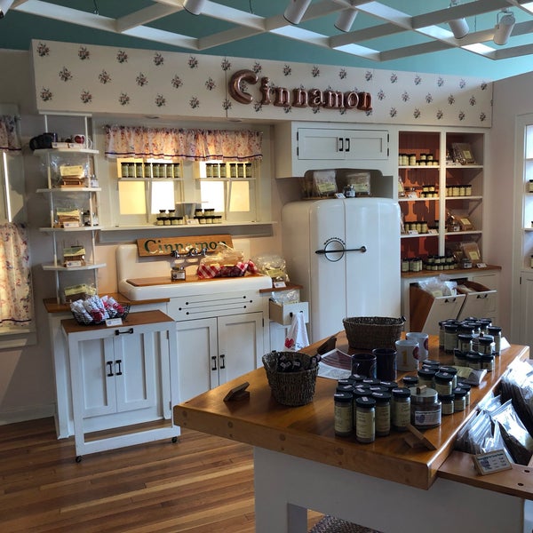 Penzeys Spices Gourmet Store in Maplewood