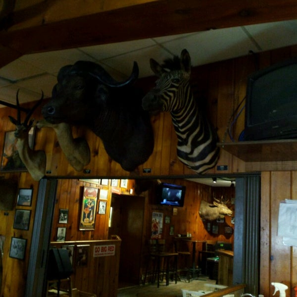Photo taken at Ole&#39;s Big Game Steakhouse &amp; Lounge by Pearl O. on 5/18/2013