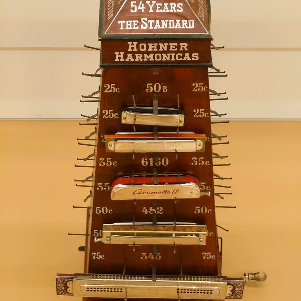 รูปภาพถ่ายที่ Musical Instrument Museum โดย Drew B. เมื่อ 7/19/2022