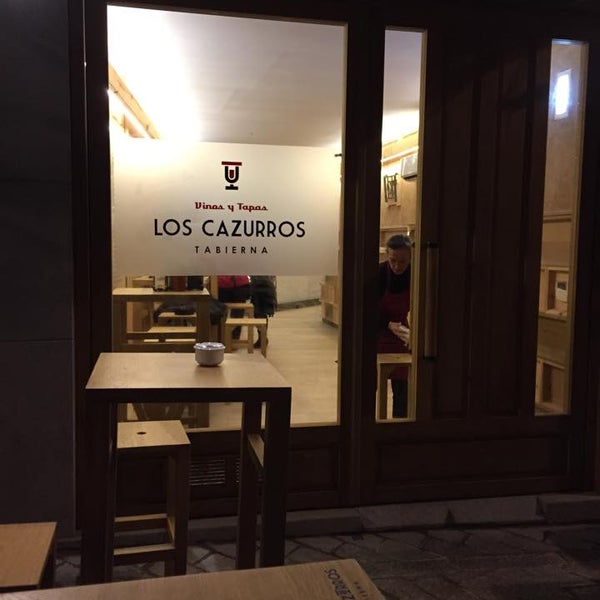Das Foto wurde bei Tabierna Los Cazurros von Tabierna Los Cazurros am 1/11/2015 aufgenommen