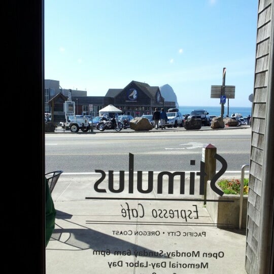 9/15/2012にandy i.がStimulus Cafeで撮った写真