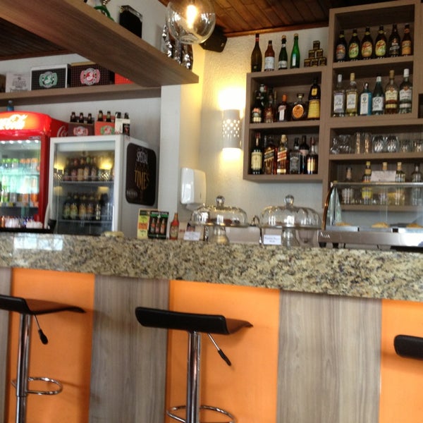 5/20/2013 tarihinde Daniella F.ziyaretçi tarafından Brasiléa Café Bar'de çekilen fotoğraf