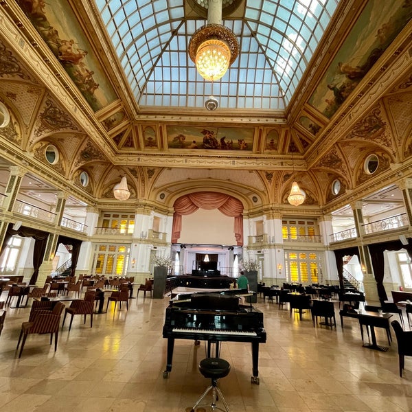 Photo taken at Grand Hotel Amrâth Kurhaus by Max G. on 7/19/2021